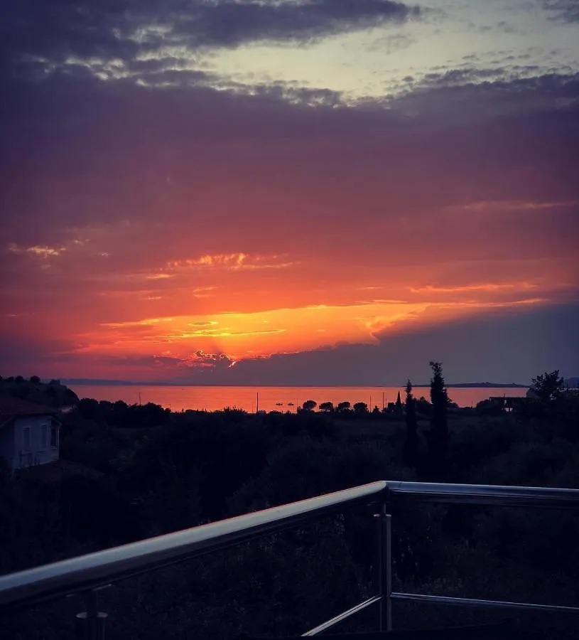 Sofia' S Beach House Torone Grécia
